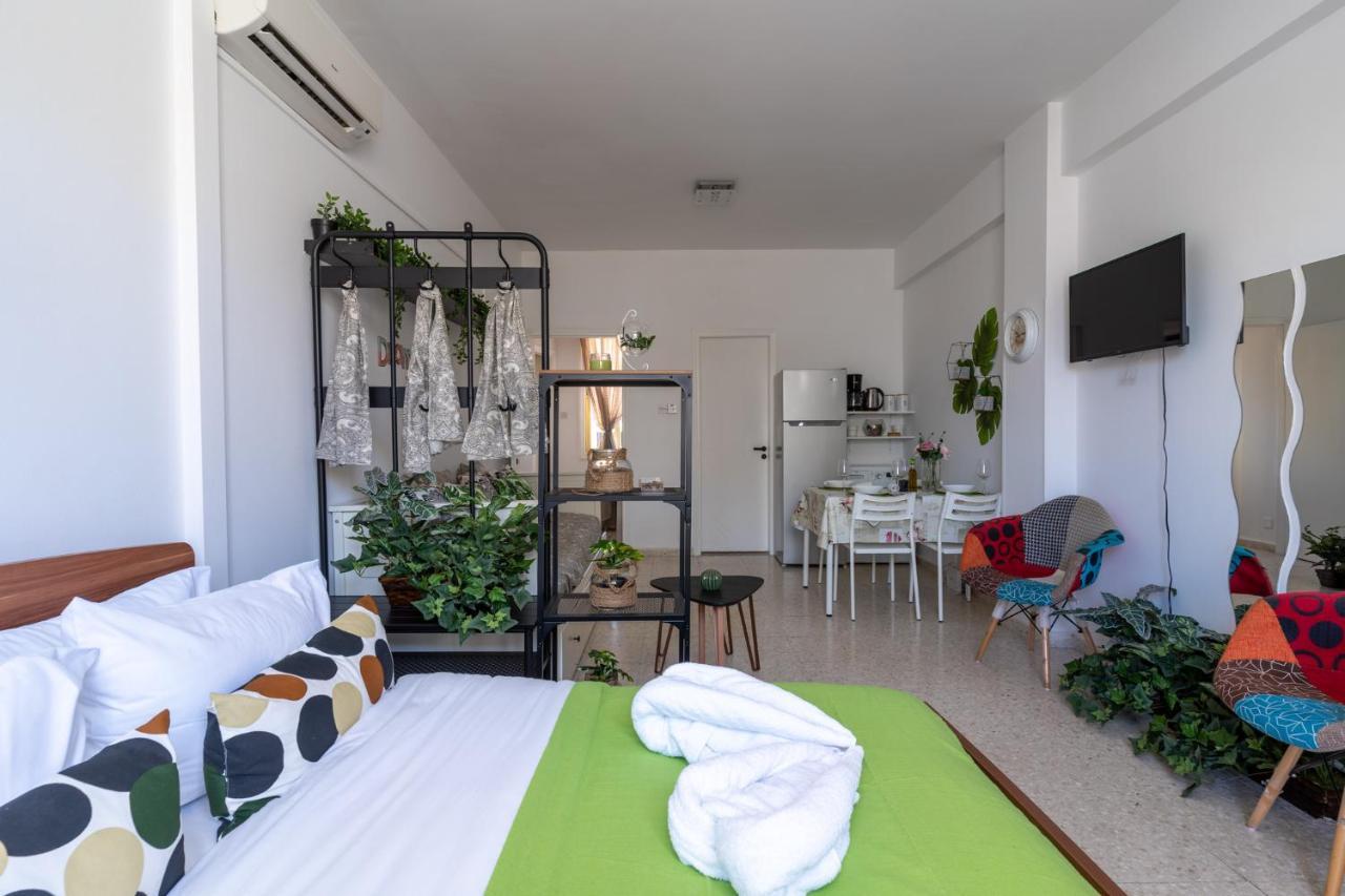 Oasis - Cozy Studio In Lárnaka Kültér fotó