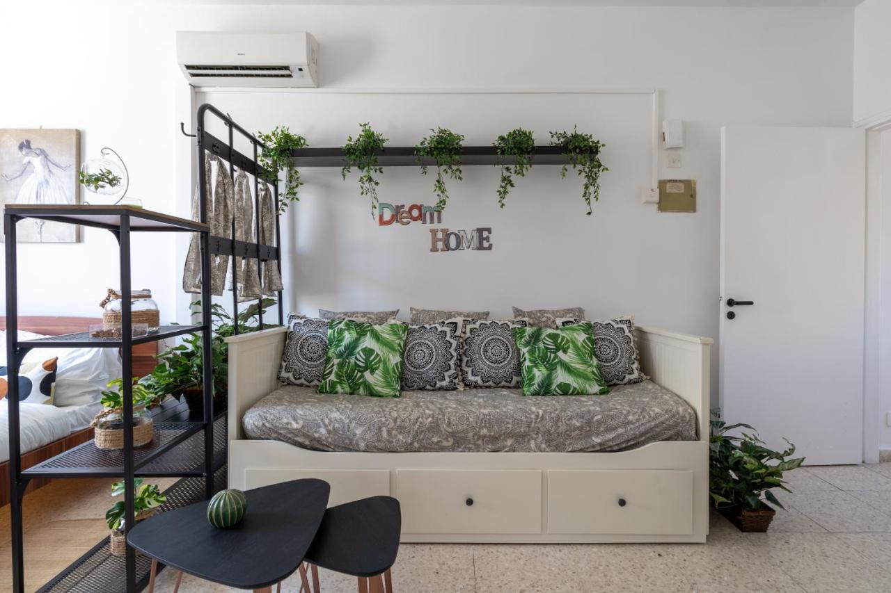 Oasis - Cozy Studio In Lárnaka Kültér fotó